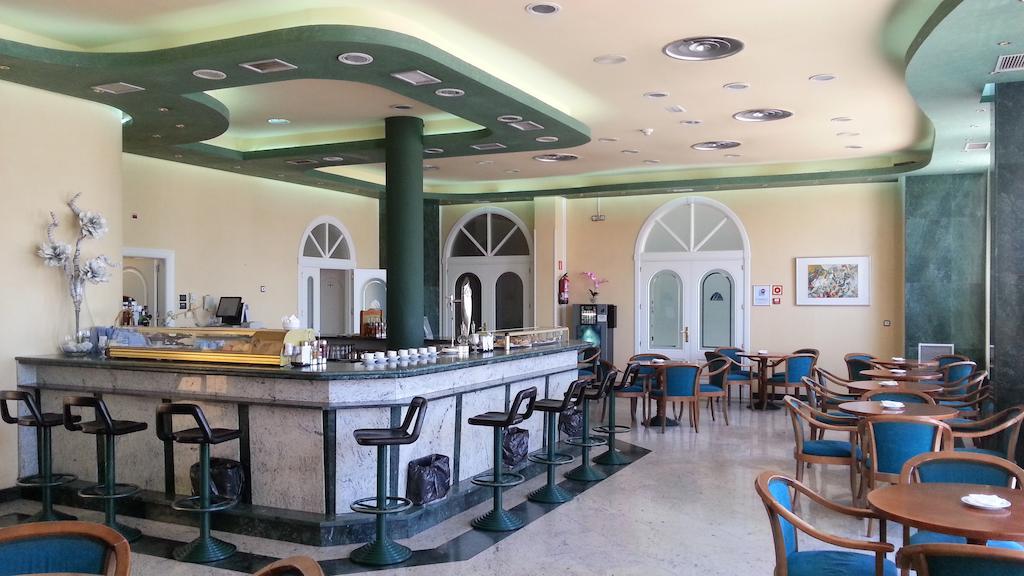 Hotel Checkin Madrid Parla Zewnętrze zdjęcie
