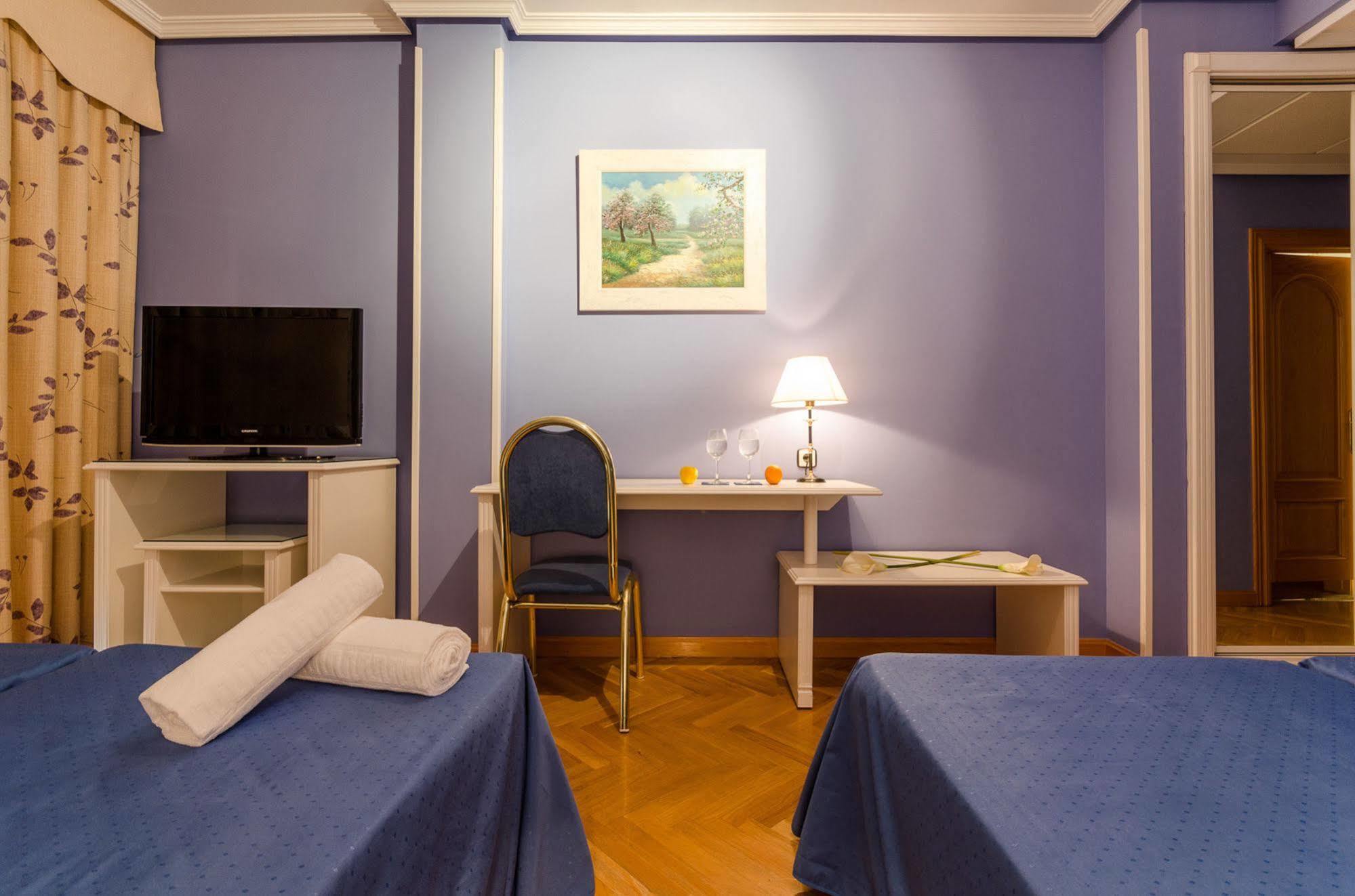 Hotel Checkin Madrid Parla Zewnętrze zdjęcie