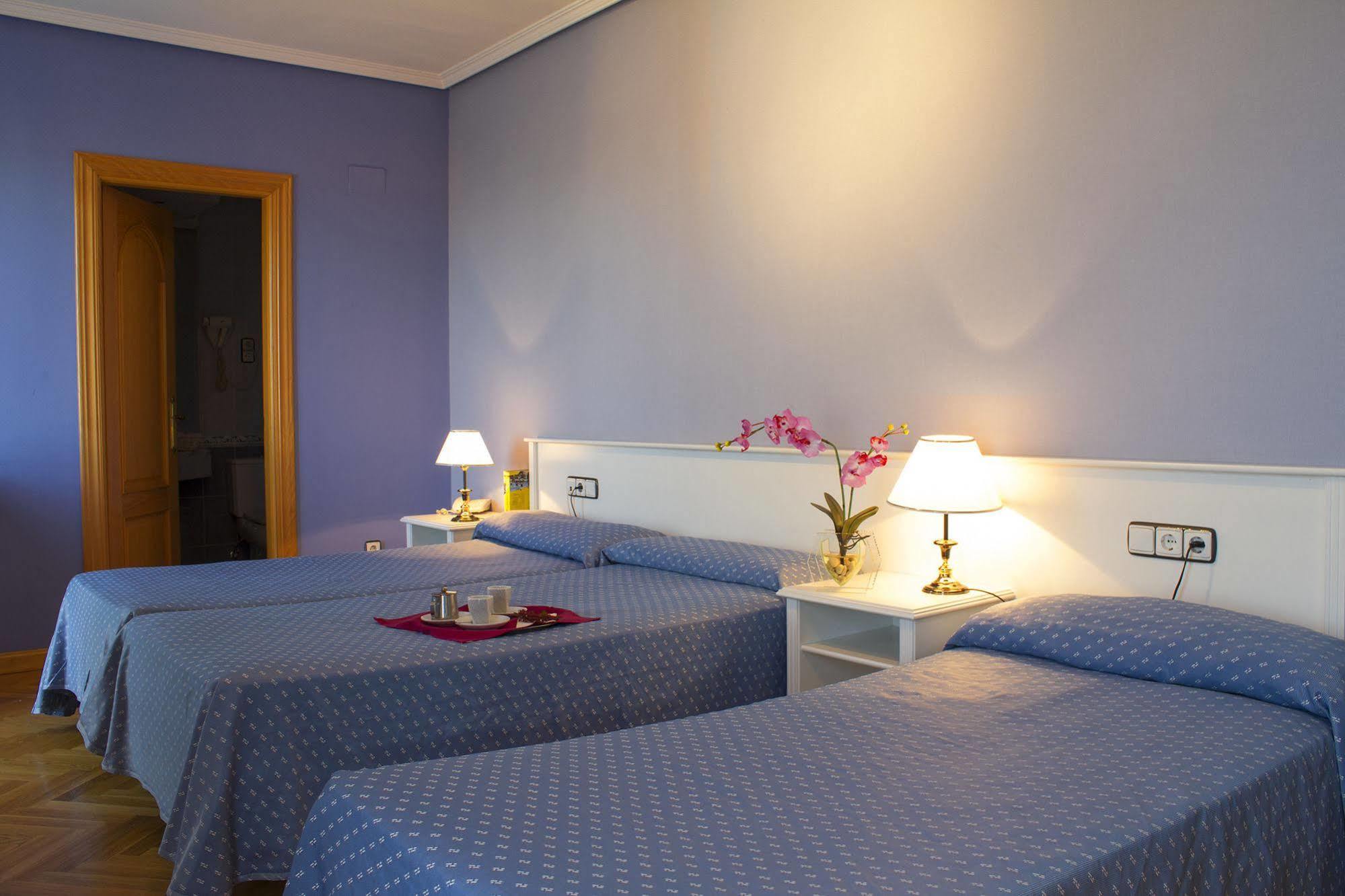 Hotel Checkin Madrid Parla Zewnętrze zdjęcie